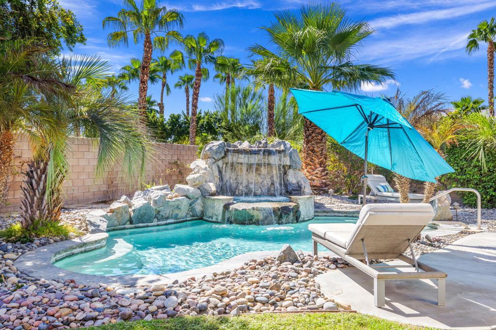 81207 Santa Rosa Court Property Photo 2