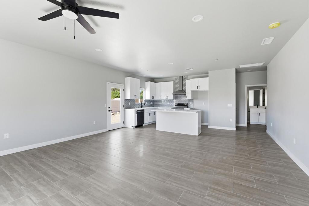 9771 Apawamis Road Property Photo 8