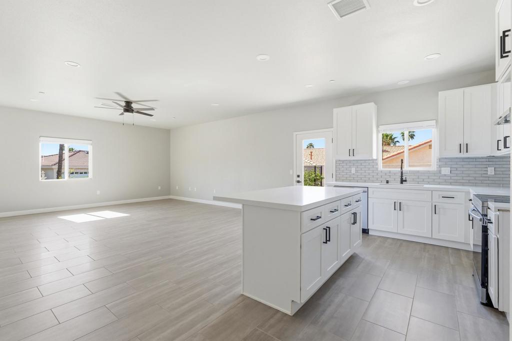 9771 Apawamis Road Property Photo 11