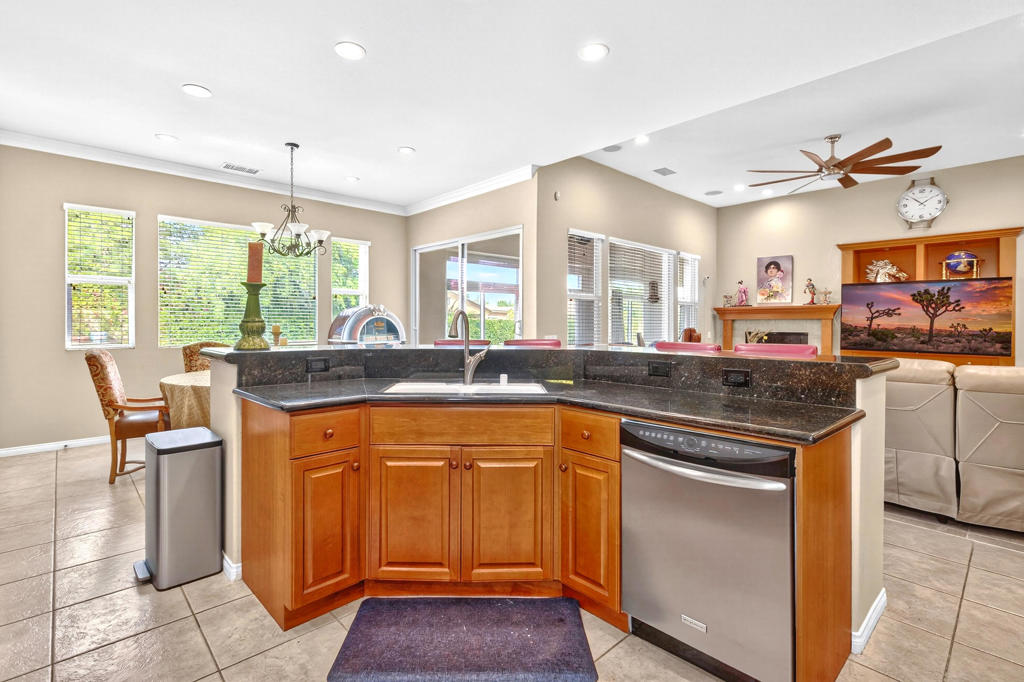120 Tesori Drive Property Photo 11