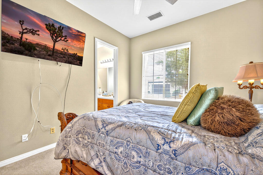 120 Tesori Drive Property Photo 21
