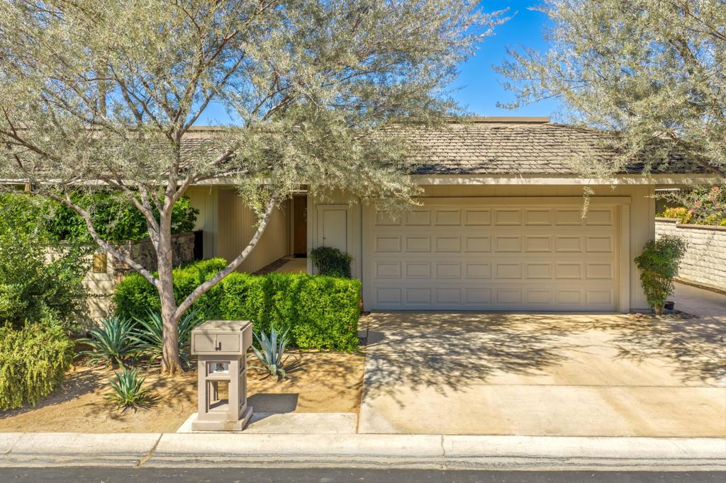 26 Princeton Drive Property Photo 2