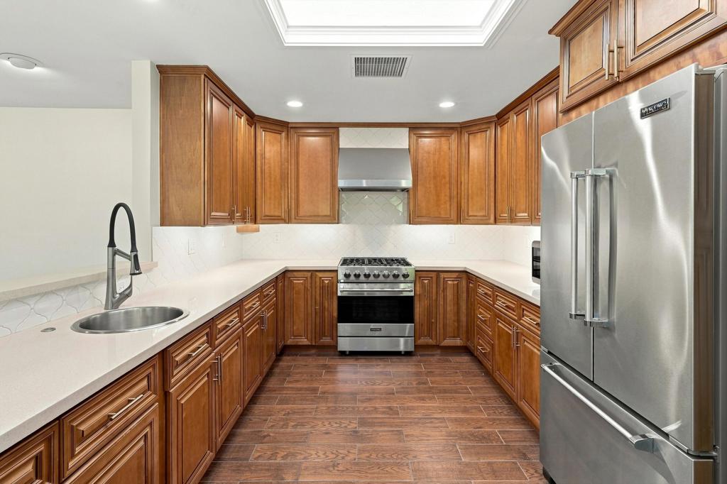 26 Princeton Drive Property Photo 9