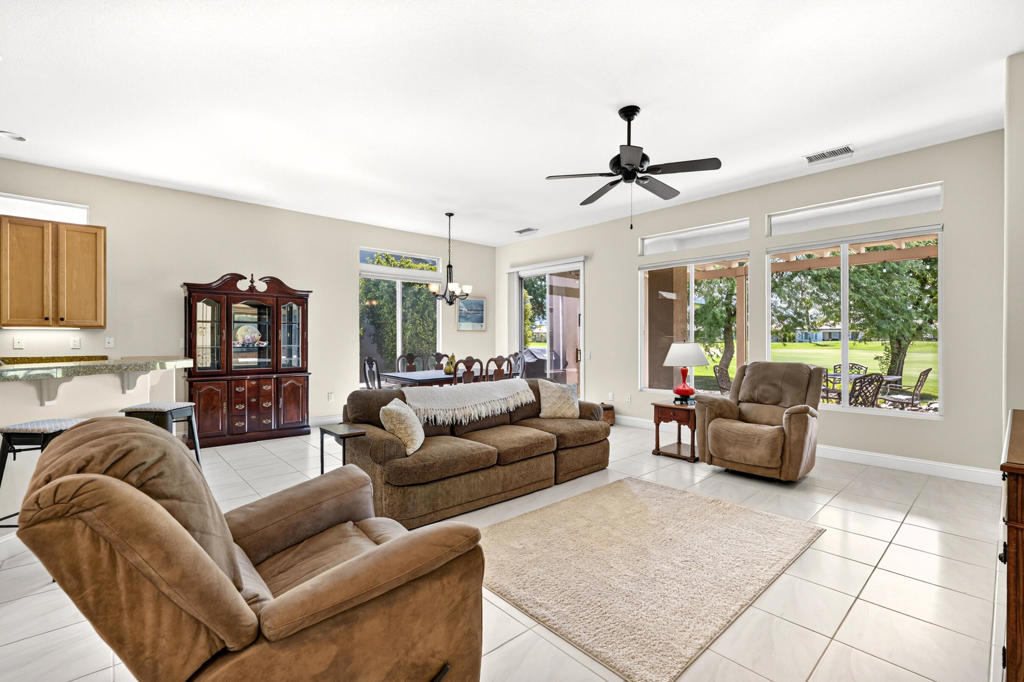 43335 N Heritage Palms Drive Property Photo 8