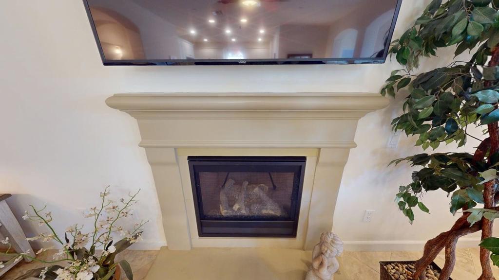 7379 Via Real Lane Property Photo 3
