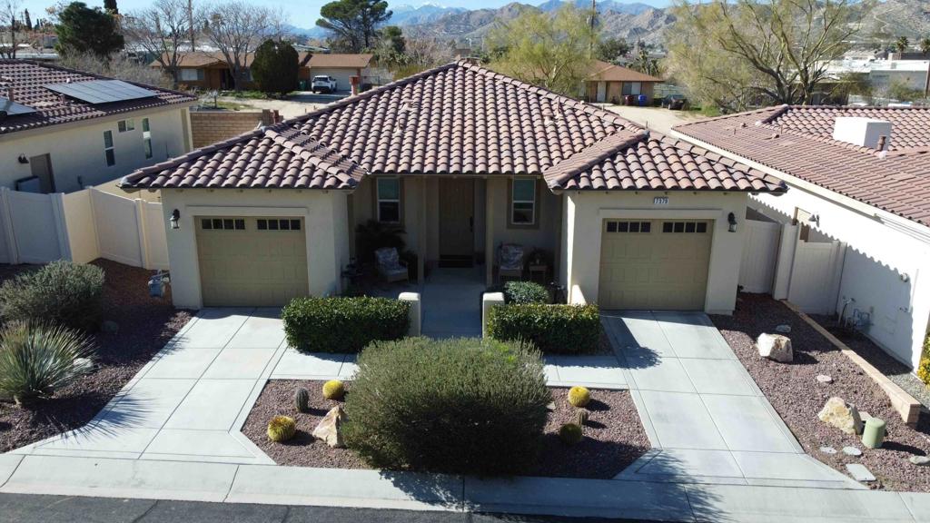 7379 Via Real Lane Property Photo 4