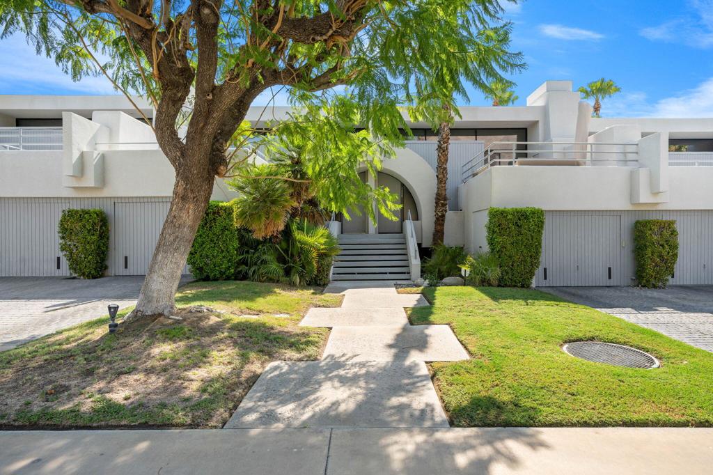 1530 N Kaweah Road Property Photo 1