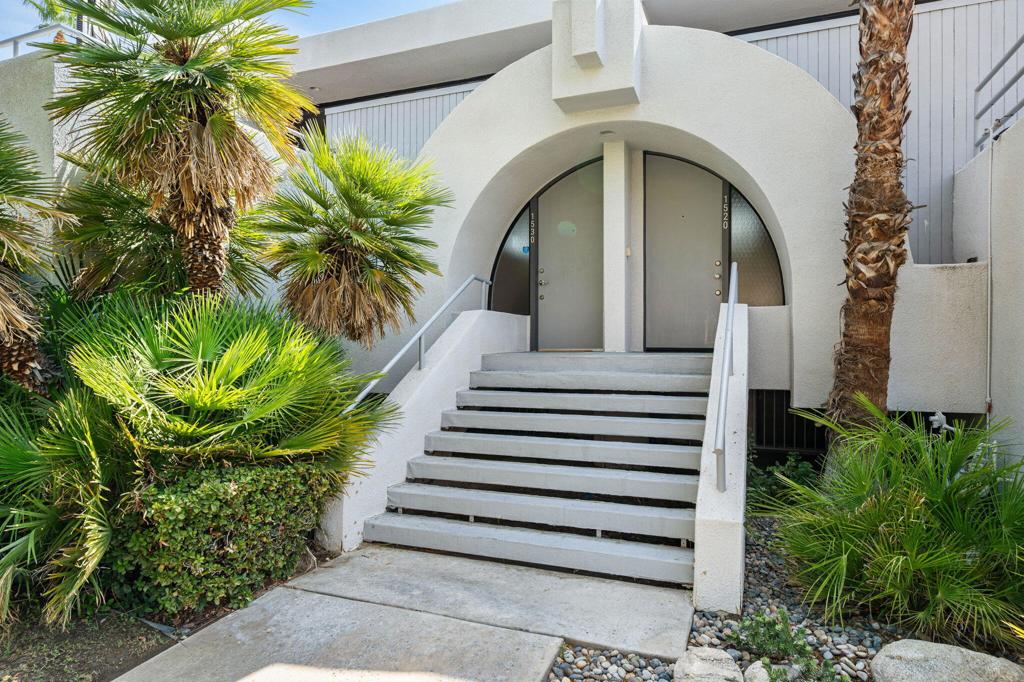 1530 N Kaweah Road Property Photo 4