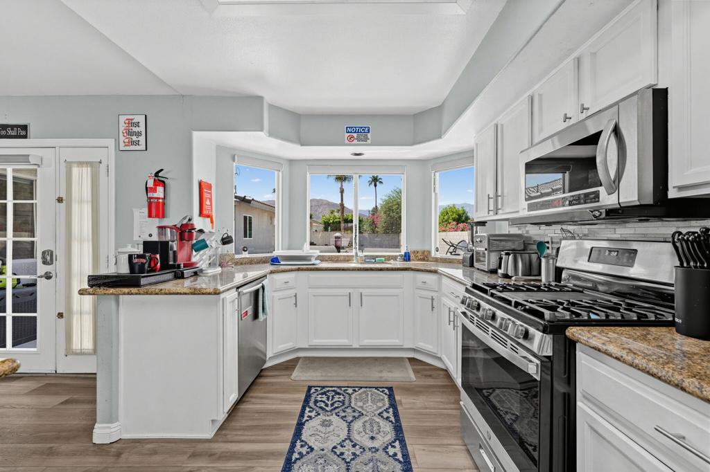 44795 Cabrillo Avenue Property Photo 7