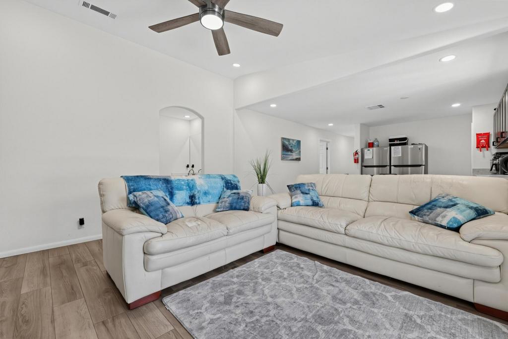 44795 Cabrillo Avenue Property Photo 17