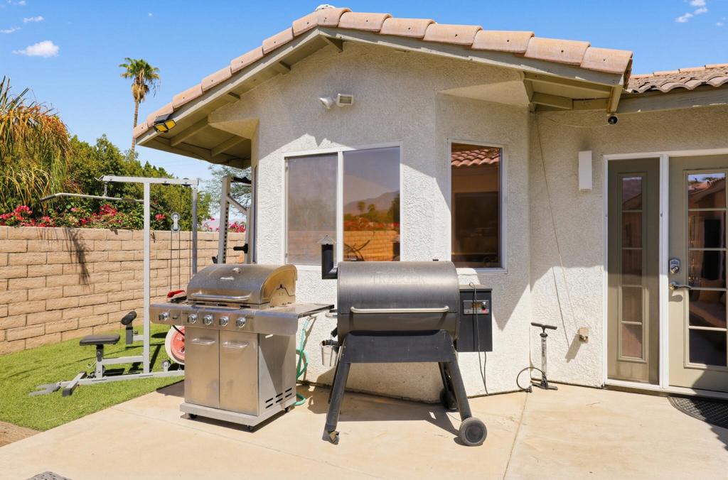 44795 Cabrillo Avenue Property Photo 33