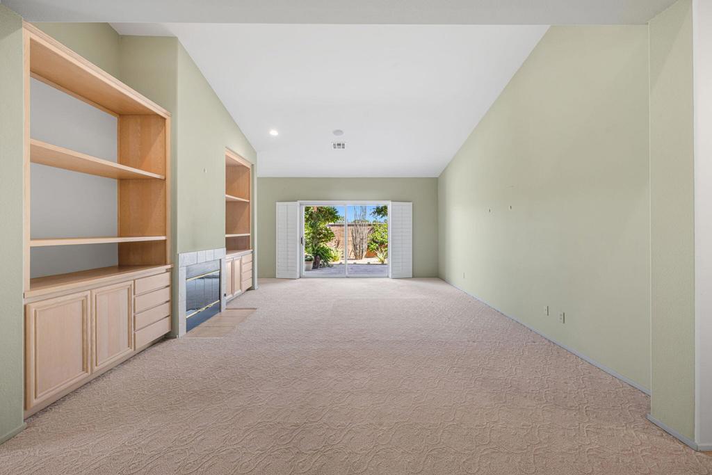 43580 Milan Court Property Photo 8