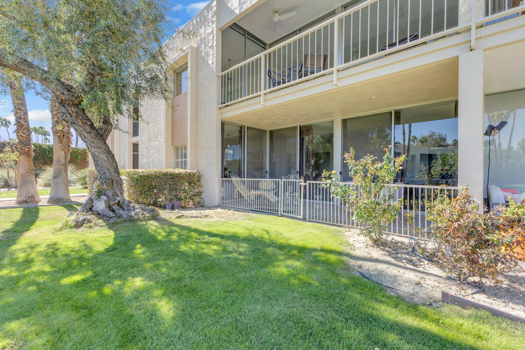 465 Desert Lakes Drive Property Photo 20