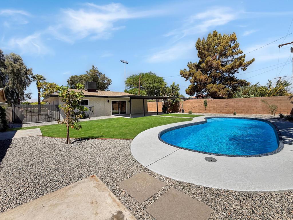 51724 Douma Street Property Photo 29