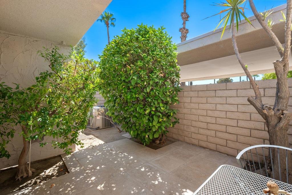 82058 Odlum Drive Property Photo 9