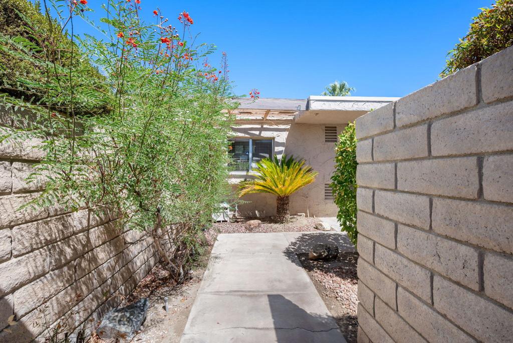 82060 Odlum Drive Property Photo 8