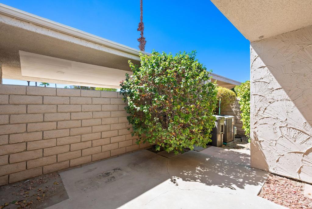 82060 Odlum Drive Property Photo 11