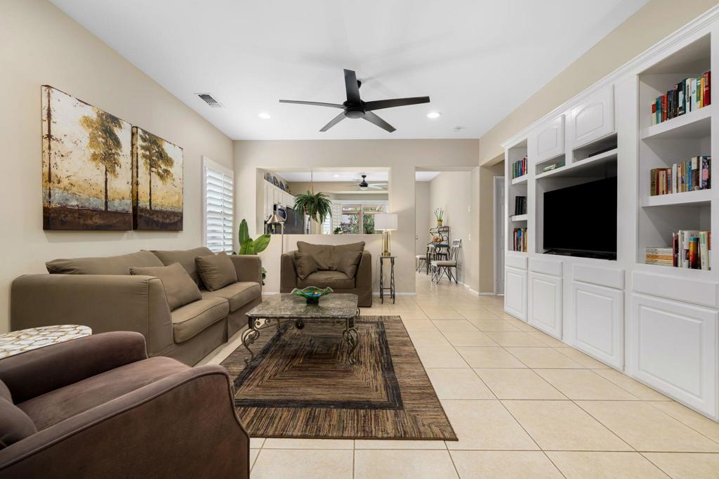 78539 Glastonbury Way Property Photo 6