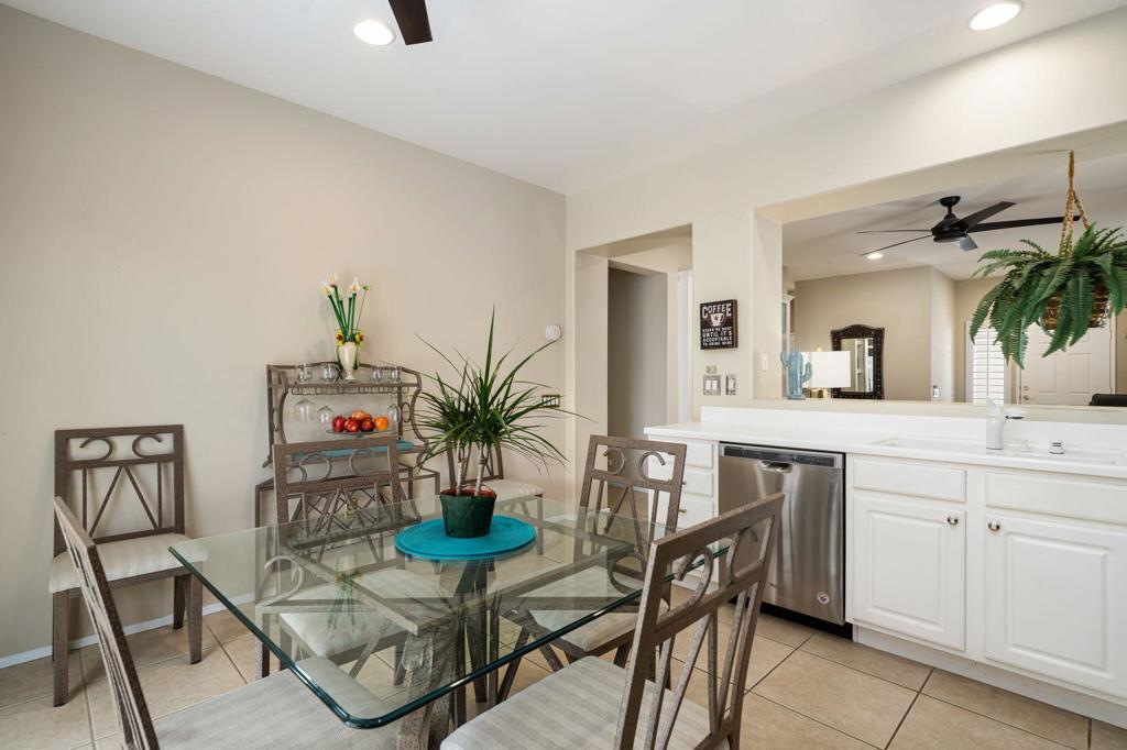 78539 Glastonbury Way Property Photo 9