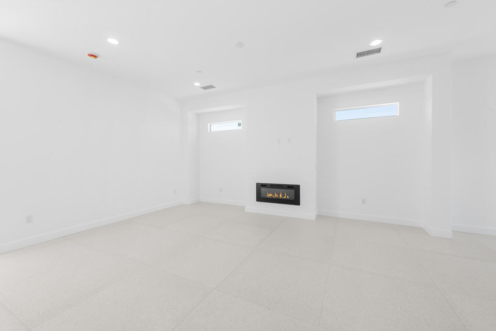 18519 Sagebrush Trail Property Photo 13