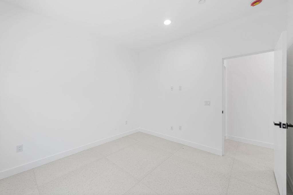 18519 Sagebrush Trail Property Photo 23