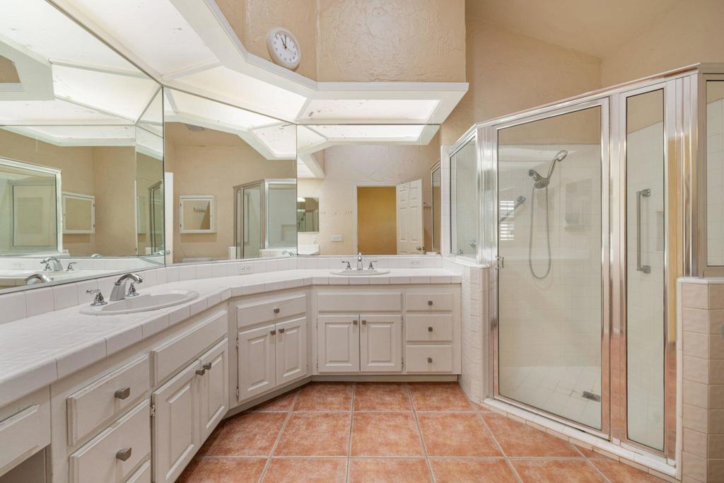 171 Bouquet Canyon Drive Property Photo 28