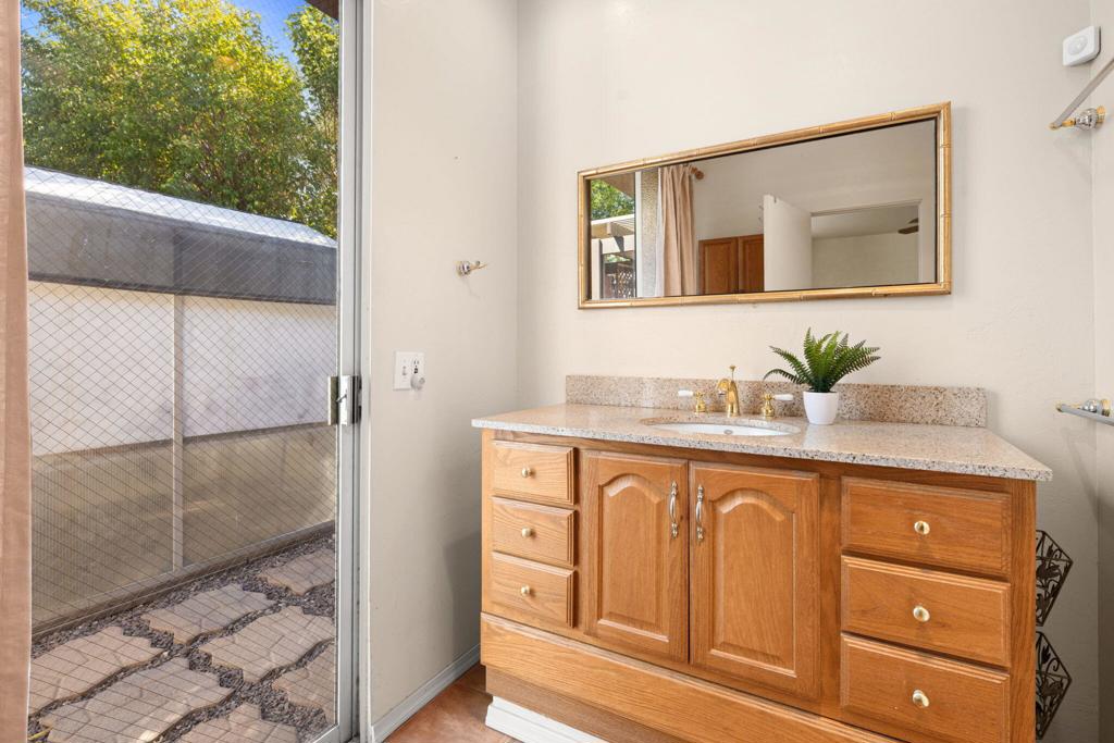 71366 Halgar Road Property Photo 12