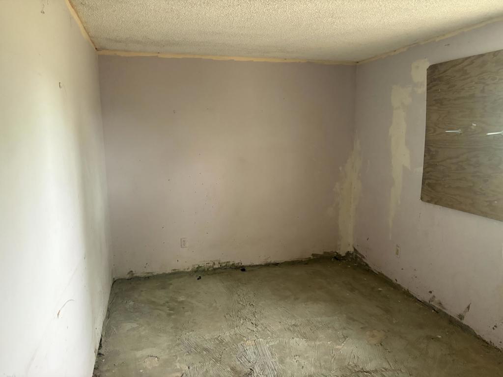 421 N Solano Avenue Property Photo 11