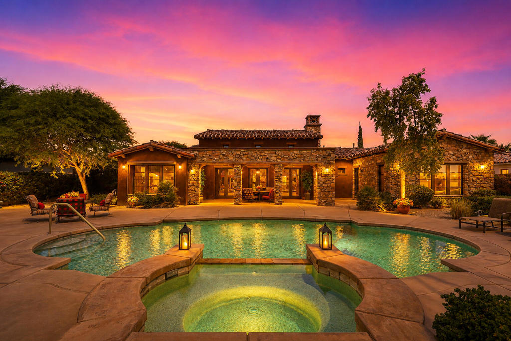 25 Cassis Circle Property Photo 1
