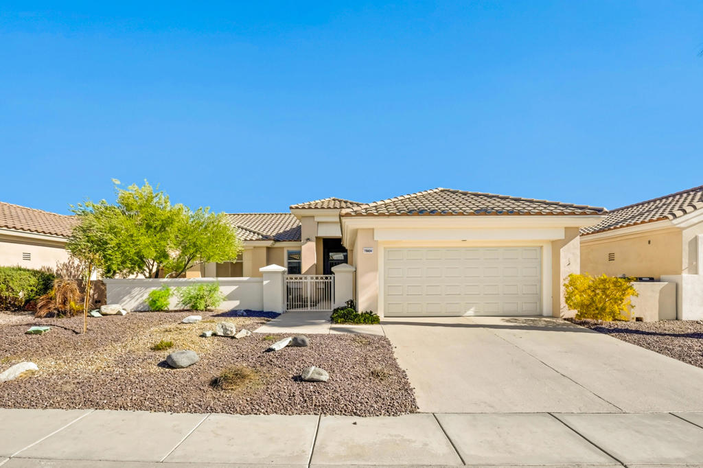 78804 Platinum Drive Property Photo 1