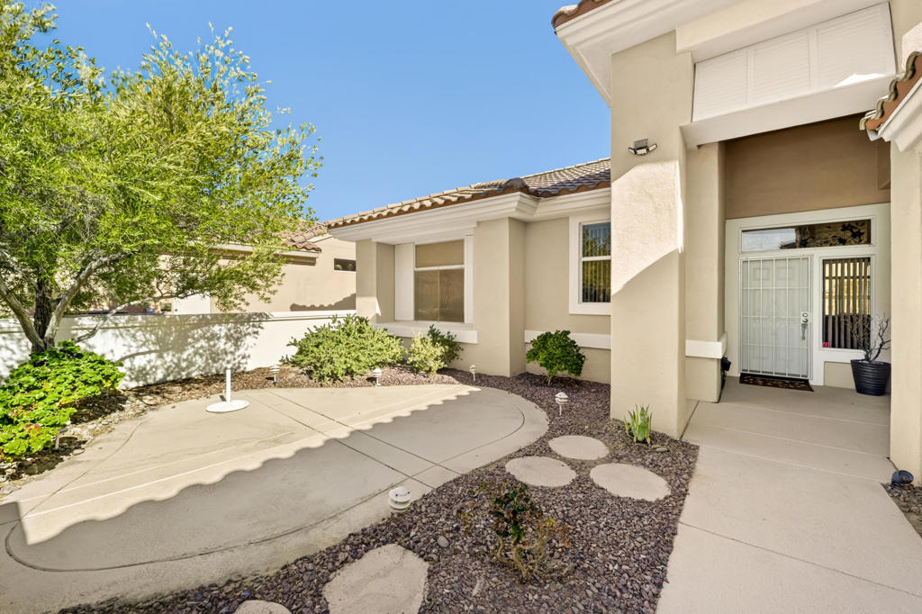 78804 Platinum Drive Property Photo 2