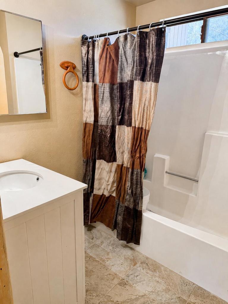 4525 Kickapoo Property Photo 17