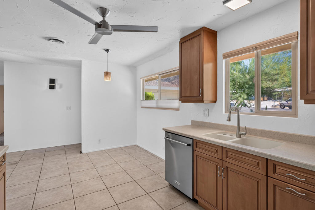 39370 Marietta Circle Property Photo 10