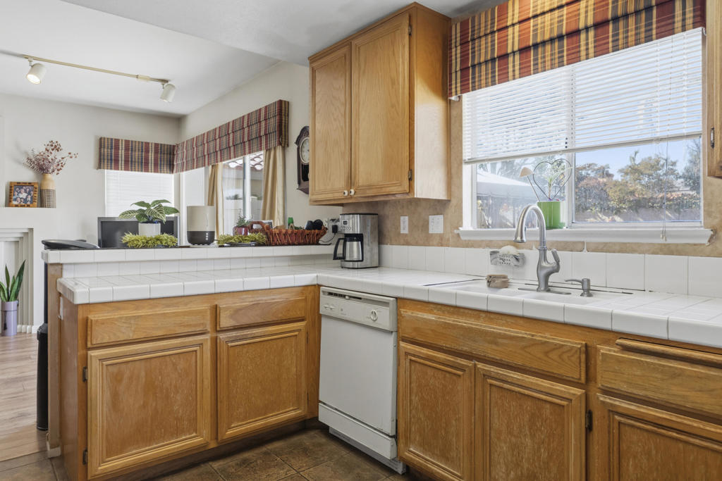 230 Fox Mills Lane Property Photo 9