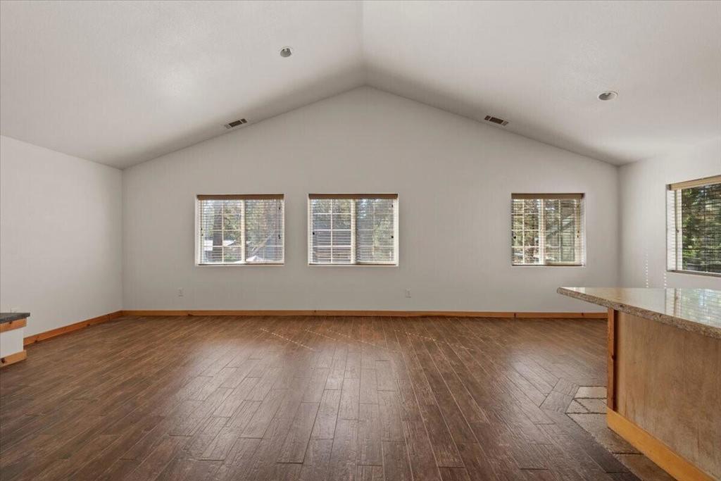 432 Chip-o-wood Property Photo 6