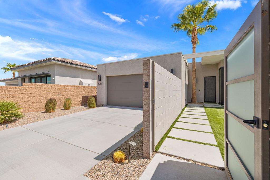 57812 Santo Thomas Property Photo 9