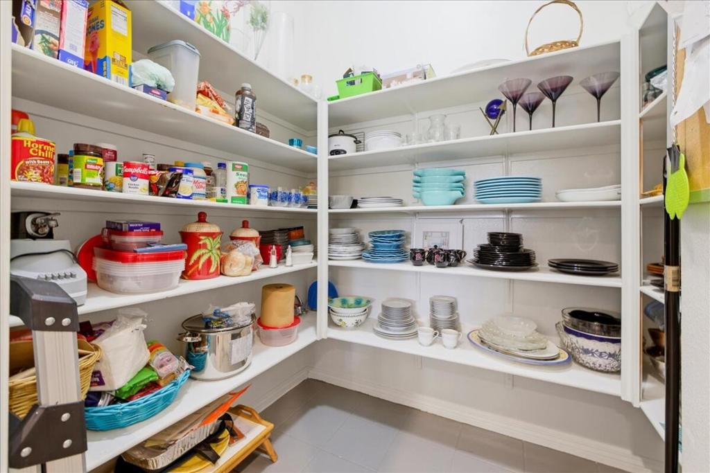 44027 Triolo Way Property Photo 10