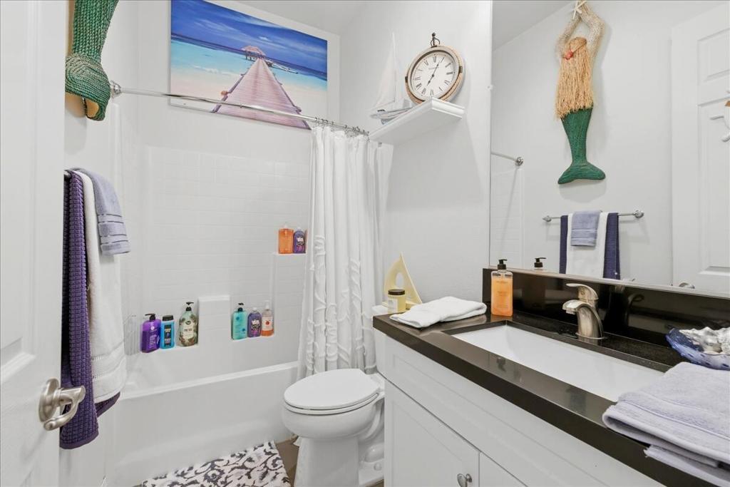 44027 Triolo Way Property Photo 16