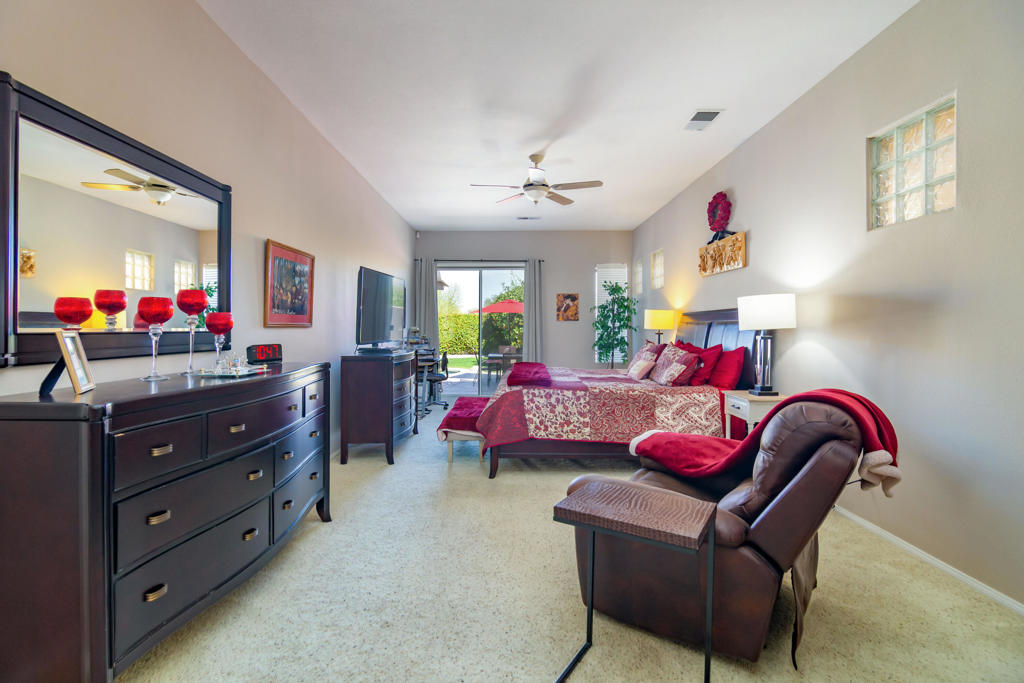 75760 W Heritage W Property Photo 10