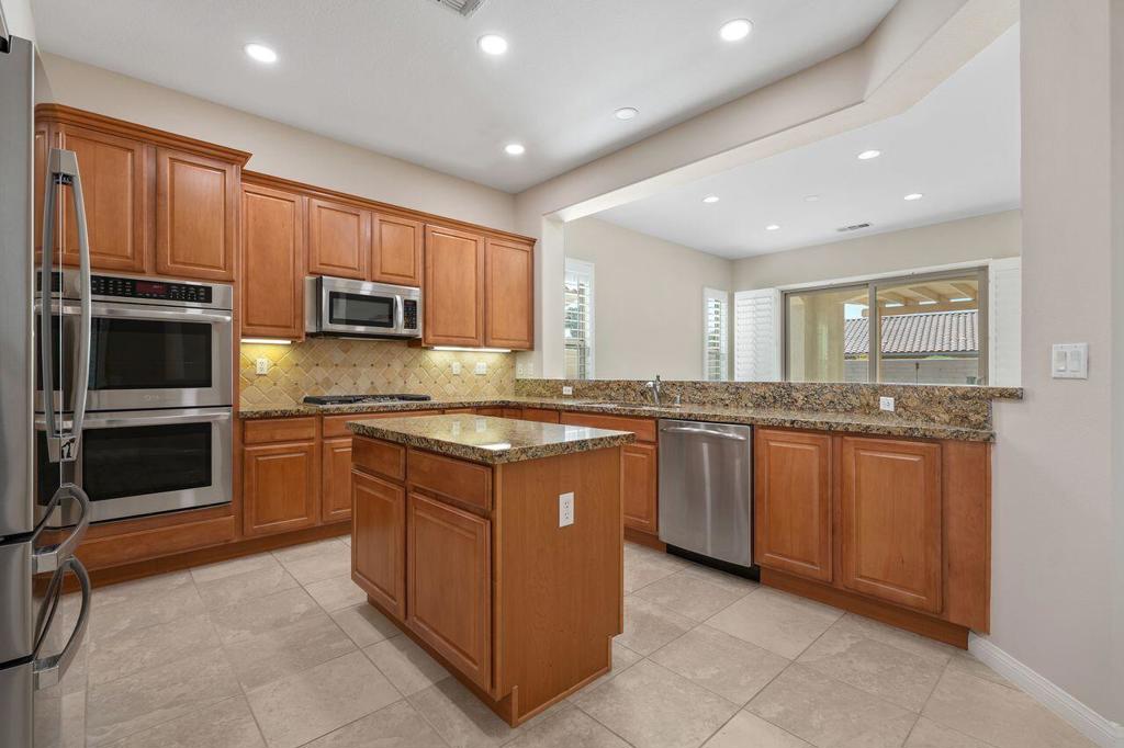 81887 Avenida Del Toro Property Photo 4
