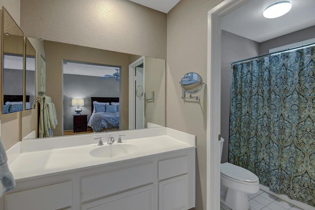 45583 King Palm Drive Property Photo 5