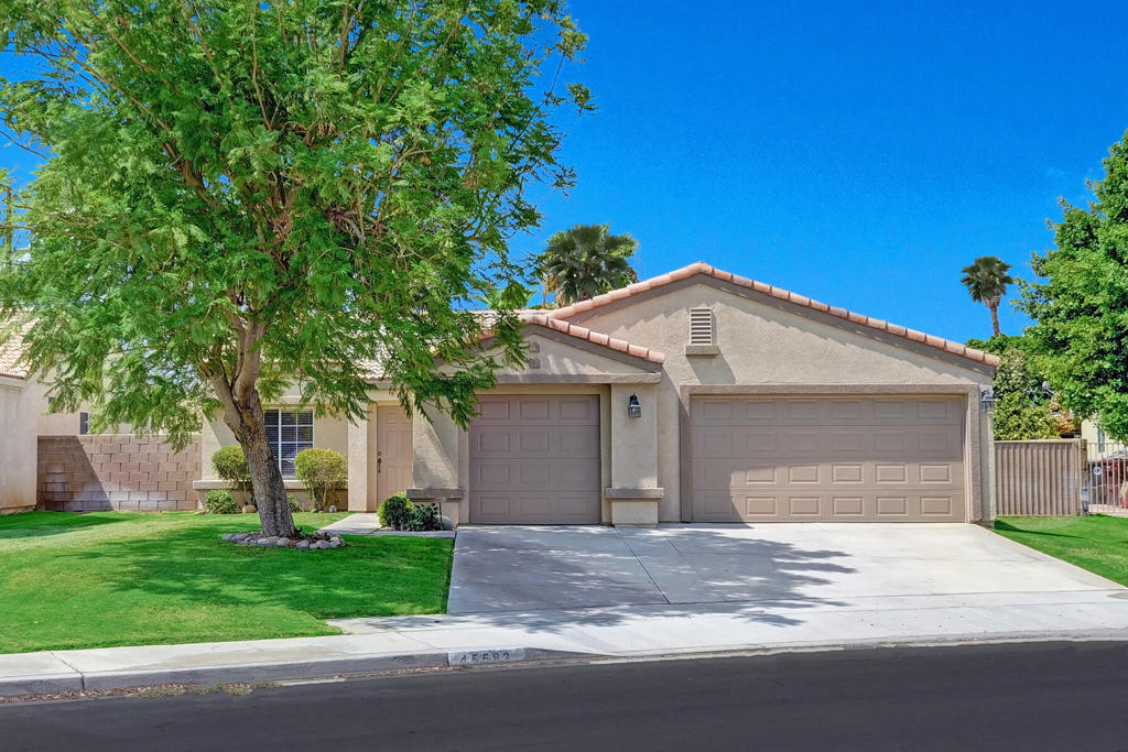45583 King Palm Drive Property Photo 12