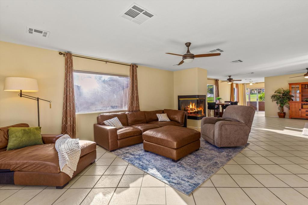 64578 Pinehurst Circle Property Photo 4