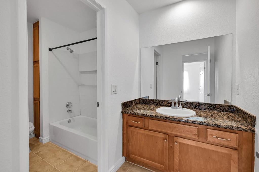 78650 Avenue 42 1514 Property Photo 12