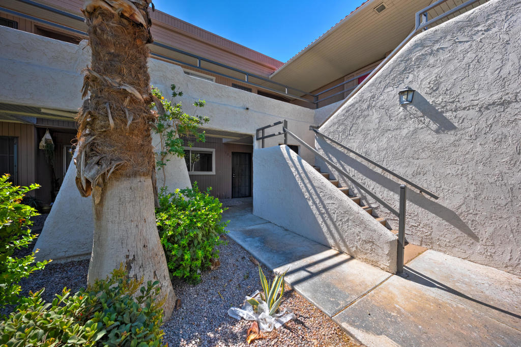 470 N Villa Court 109 Property Photo 13