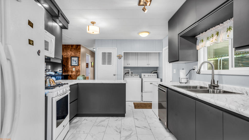 18070 Langlois Road 285 Property Photo 2