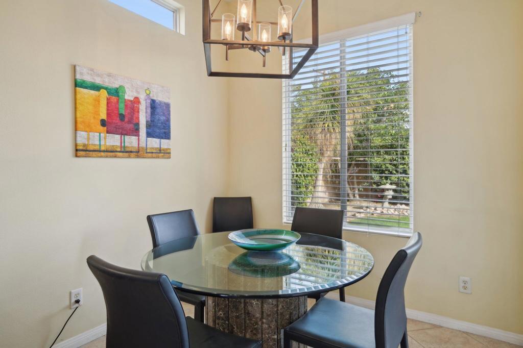 80570 Hoylake Drive Property Photo 1