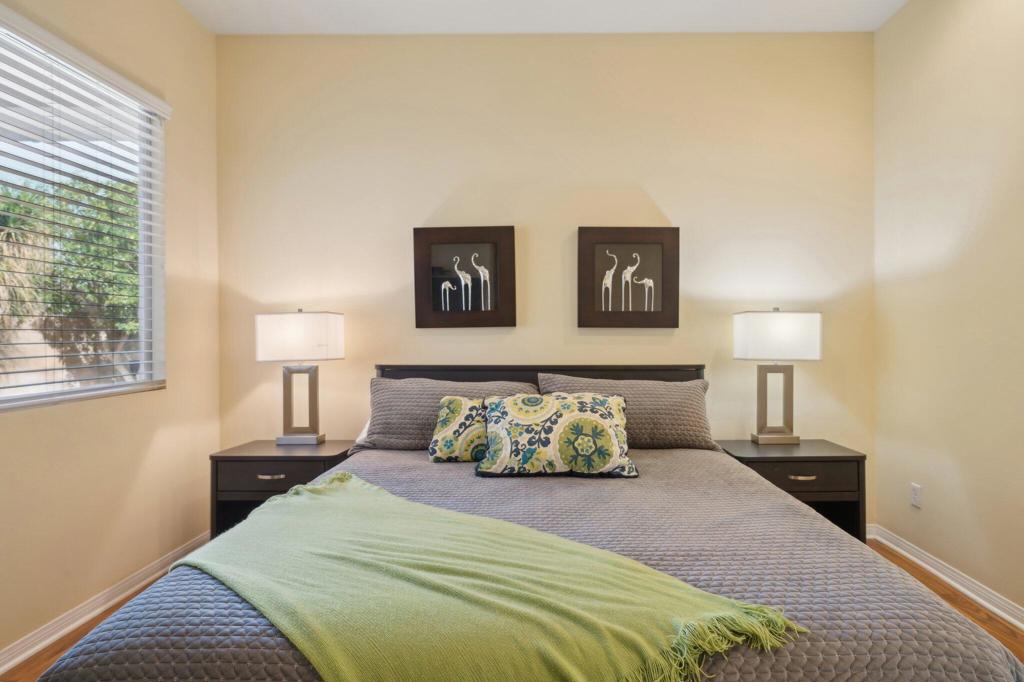 80570 Hoylake Drive Property Photo 18