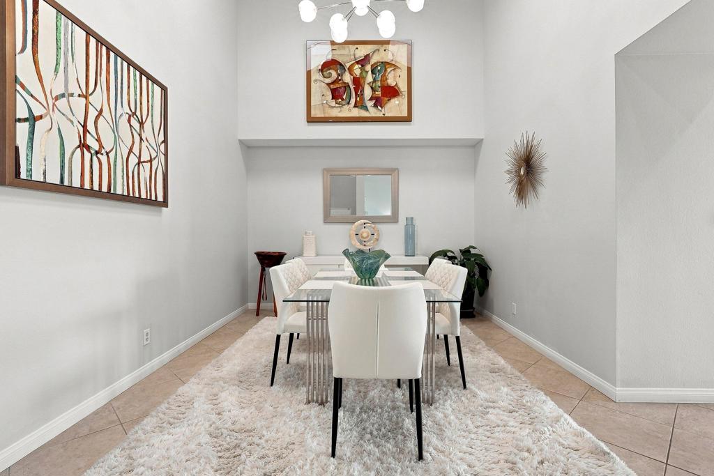 54673 Inverness Way Property Photo 10