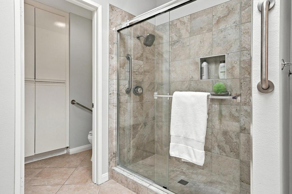 54673 Inverness Way Property Photo 17
